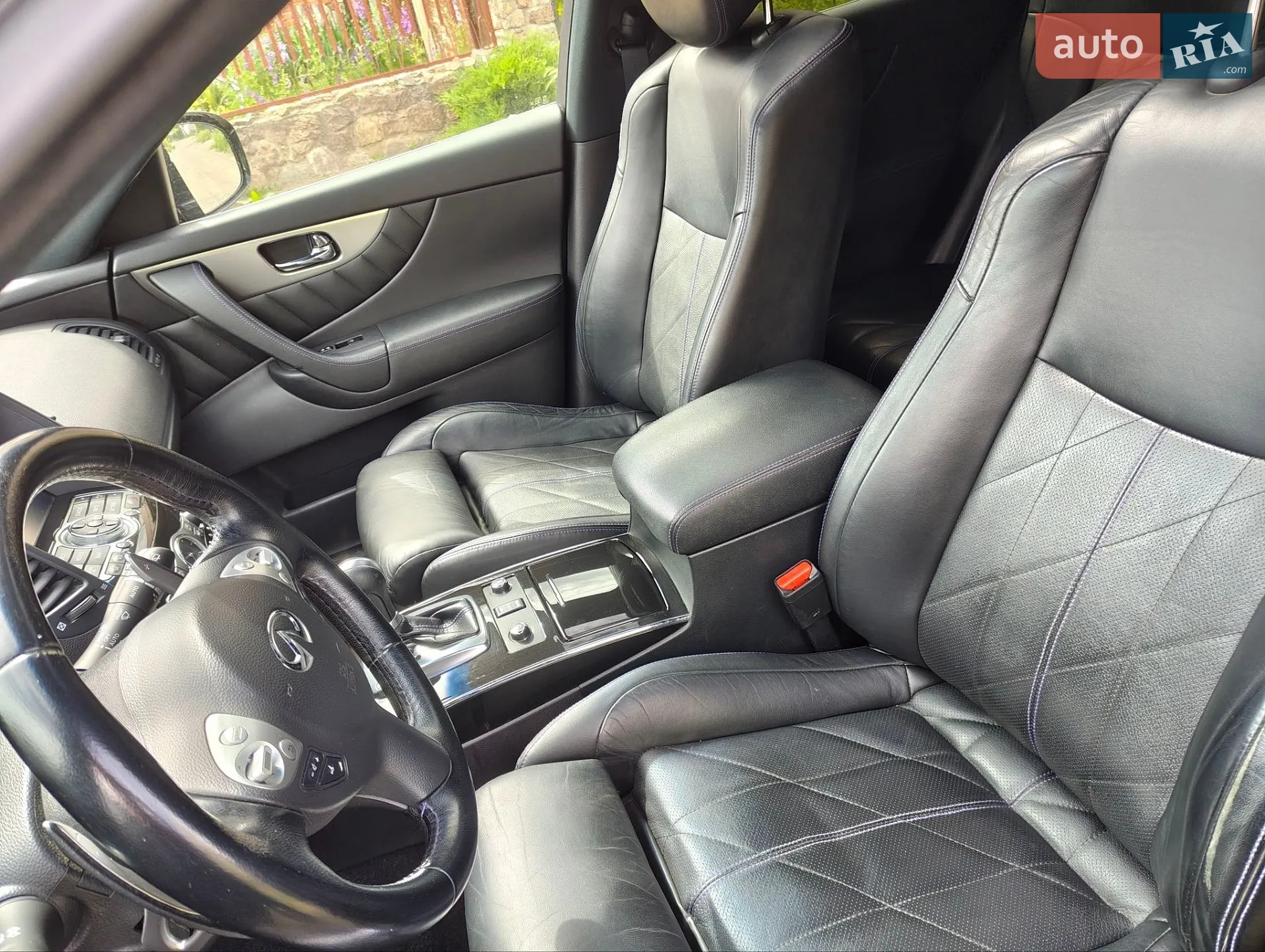2016 Infiniti QX70 - мініатюра 23