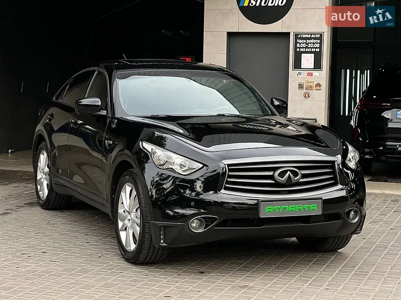 Infiniti QX70 2013