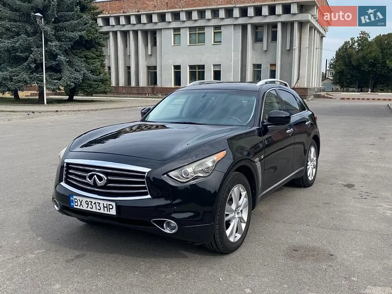 Infiniti QX70 2015