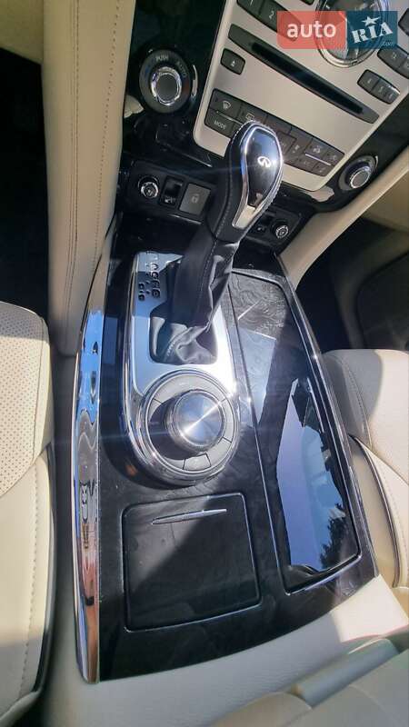 Позашляховик / Кросовер Infiniti QX80 2018 в Києві