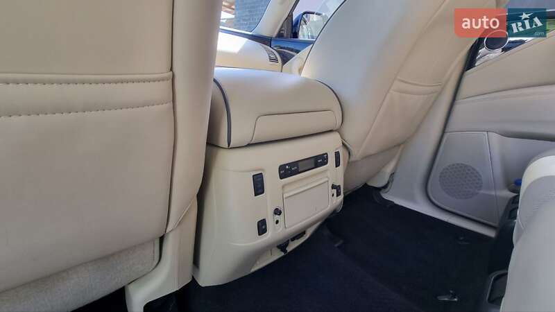 Позашляховик / Кросовер Infiniti QX80 2018 в Києві