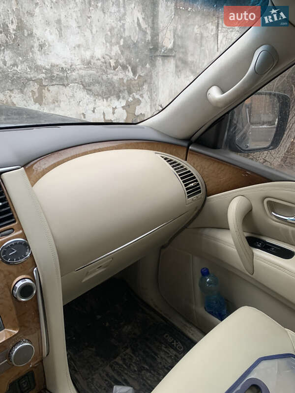 Позашляховик / Кросовер Infiniti QX80 2017 в Кам'янець-Подільському фото 39 Позашляховик / Кросовер Infiniti QX80 2017 в Кам'янець-Подільському