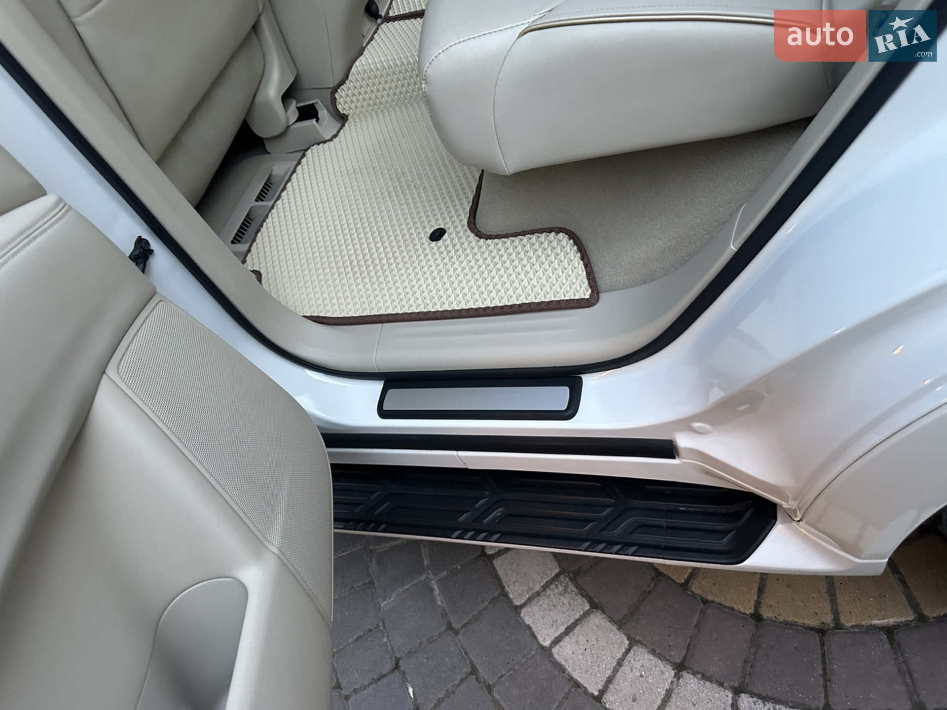 2015 Infiniti QX80 - мініатюра 24