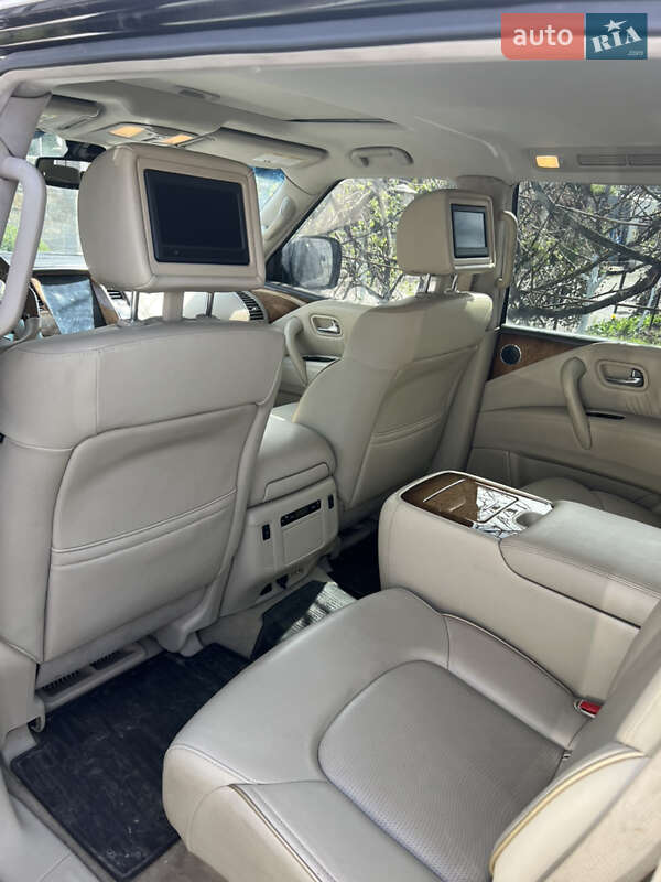 Позашляховик / Кросовер Infiniti QX80 2017 в Кам'янець-Подільському фото 10 Позашляховик / Кросовер Infiniti QX80 2017 в Кам'янець-Подільському