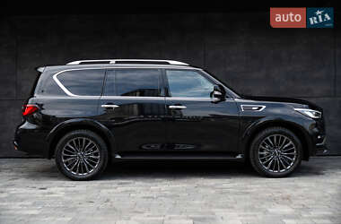 Внедорожник / Кроссовер Infiniti QX80 2023 в 