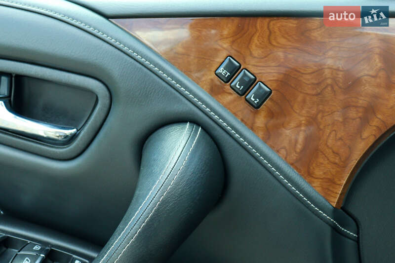 Внедорожник / Кроссовер Infiniti QX80 2018 в Измаиле