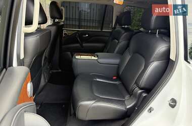 Позашляховик / Кросовер Infiniti QX80 2018 в 