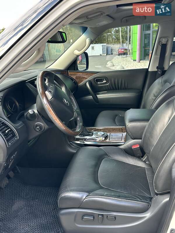 Позашляховик / Кросовер Infiniti QX80 2016 в Києві