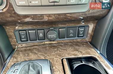 Внедорожник / Кроссовер Infiniti QX80 2016 в 