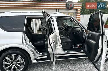 Внедорожник / Кроссовер Infiniti QX80 2015 в 