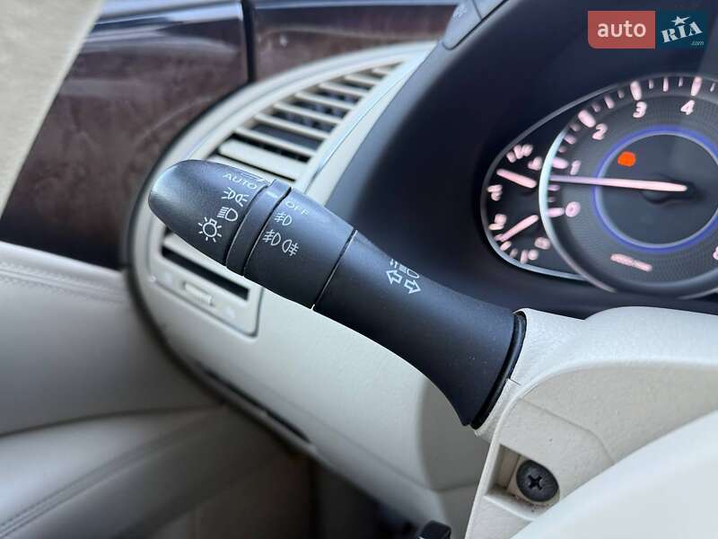 Внедорожник / Кроссовер Infiniti QX80 2013 в Киеве