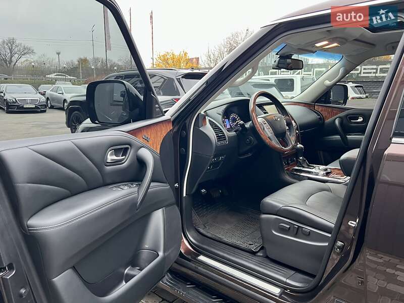 Внедорожник / Кроссовер Infiniti QX80 2017 в Киеве