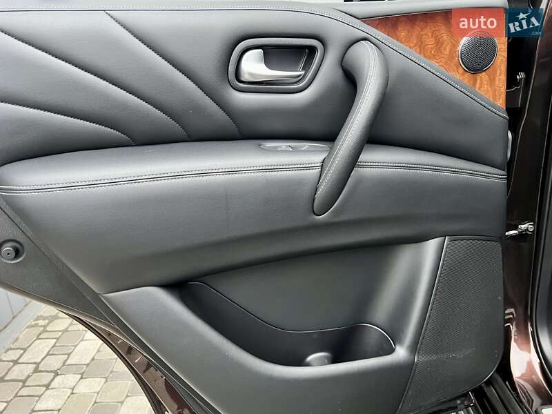 Внедорожник / Кроссовер Infiniti QX80 2017 в Киеве