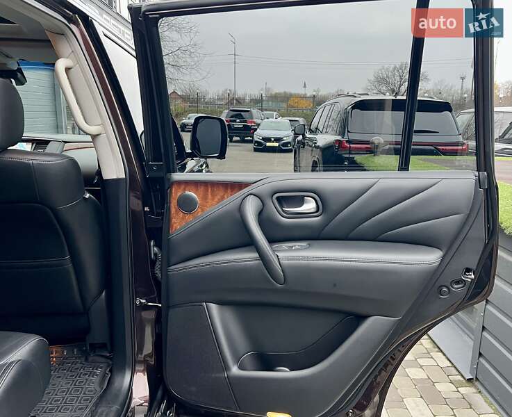 Внедорожник / Кроссовер Infiniti QX80 2017 в Киеве