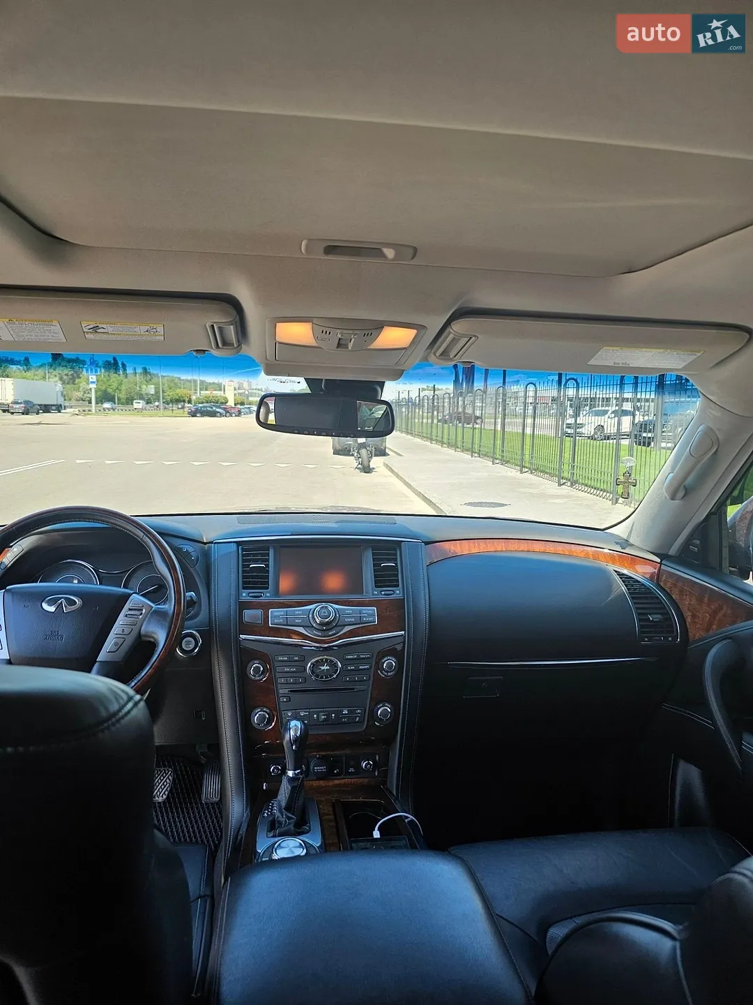 2015 Infiniti QX80 - мініатюра 26