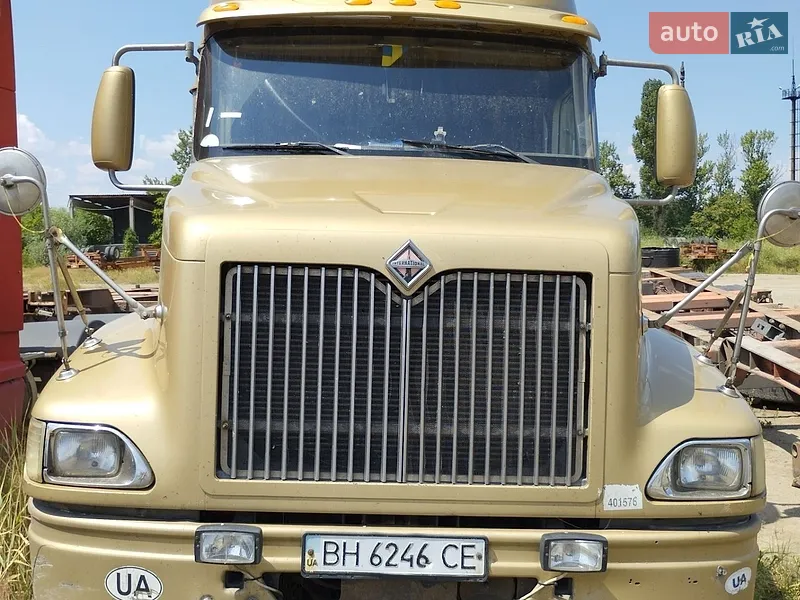 International 9200 2003