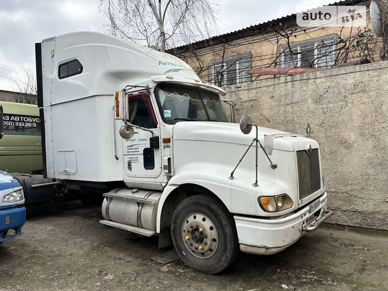 International 9400 2002