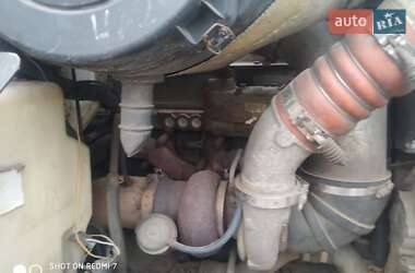 Другие грузовики International 940 2001 в 