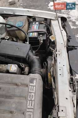 Седан Isuzu Aska 1986 в 