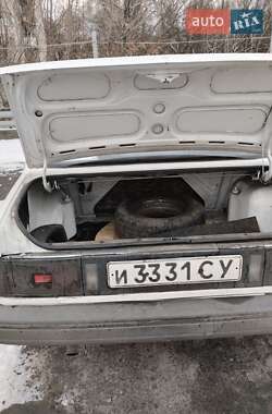 Седан Isuzu Aska 1986 в 