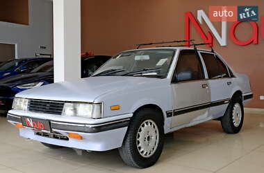 Седан Isuzu Aska 1989 в 