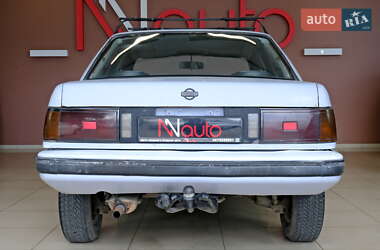 Седан Isuzu Aska 1989 в 