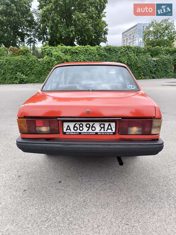 Седан Isuzu Gemini 1982 в Днепре