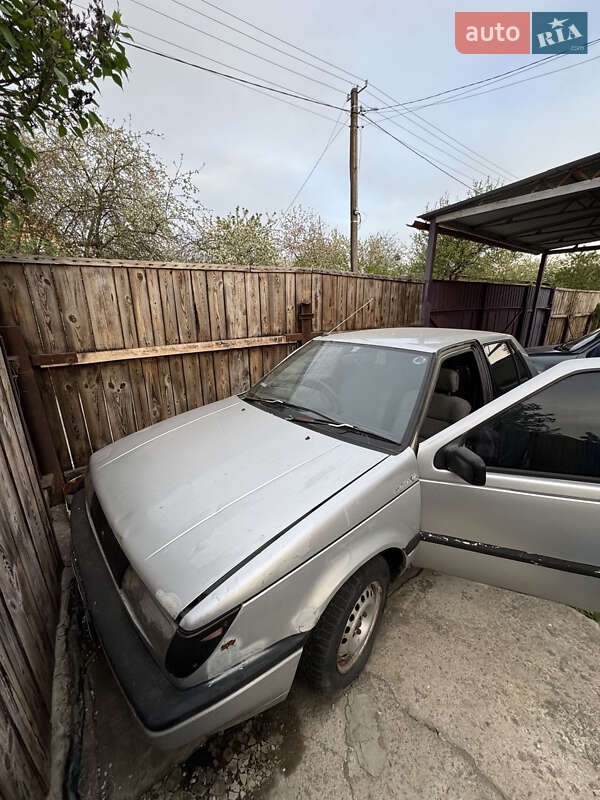 Седан Isuzu Gemini 1986 в 