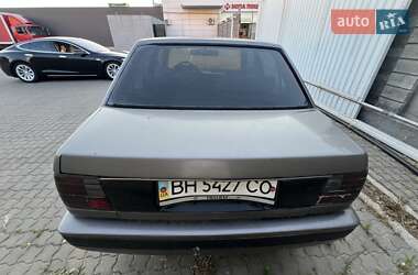 Седан Isuzu Gemini 1985 в 