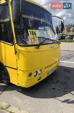 Городской автобус Isuzu MD 2006 в Киеве