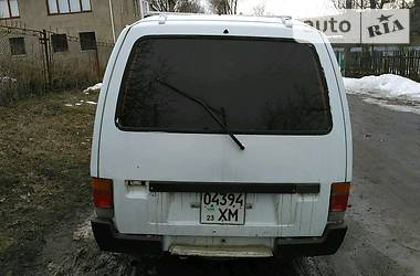 Грузопассажирский фургон Isuzu Midi пасс. 1994 в Жмеринке