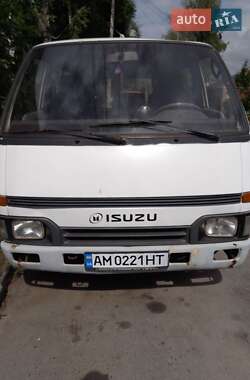 Минивэн Isuzu Midi 1991 в Житомире