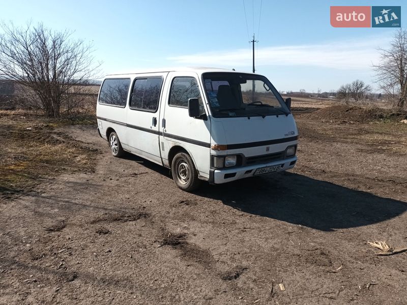 Минивэн Isuzu Midi 1989 в Городенке