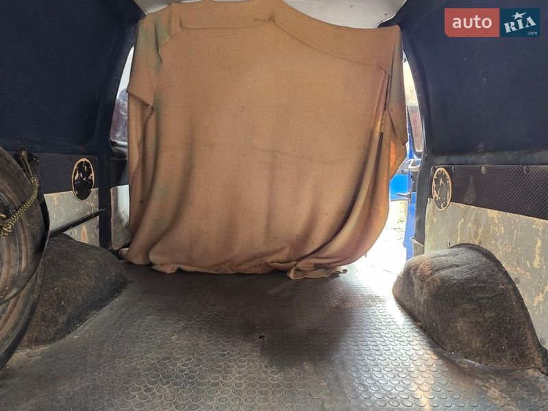 Грузопассажирский фургон Isuzu Midi 1991 в Хмельницком
