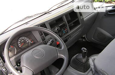 Цистерна Isuzu NLR 2014 в 