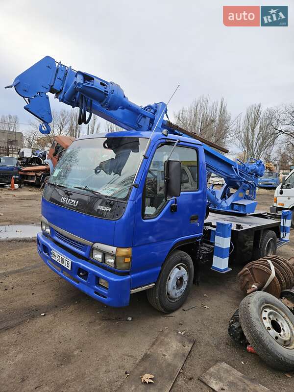 Буровая установка Isuzu NPR 2004 в 