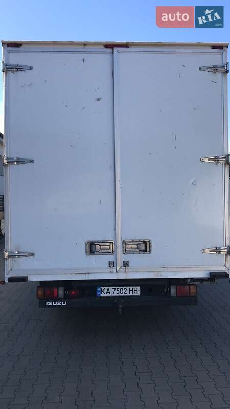 Грузовой фургон Isuzu NPR 2013 в Луцке