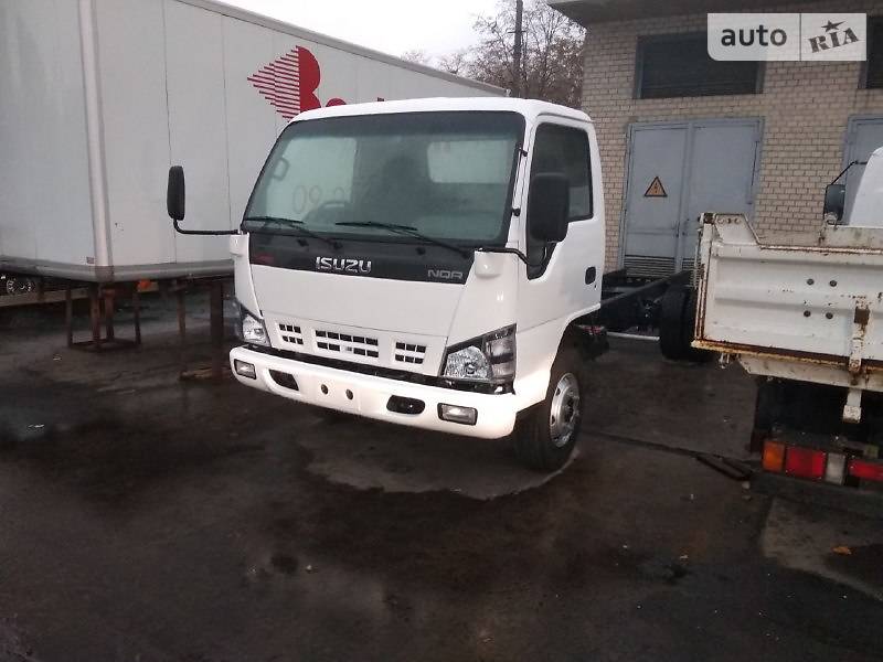 Шасі Isuzu NQR 2010 в Черкасах