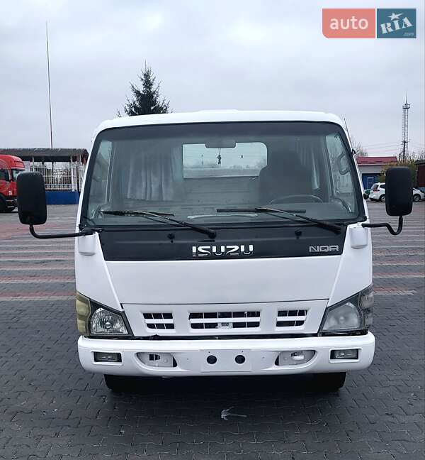 Isuzu NQR 2007