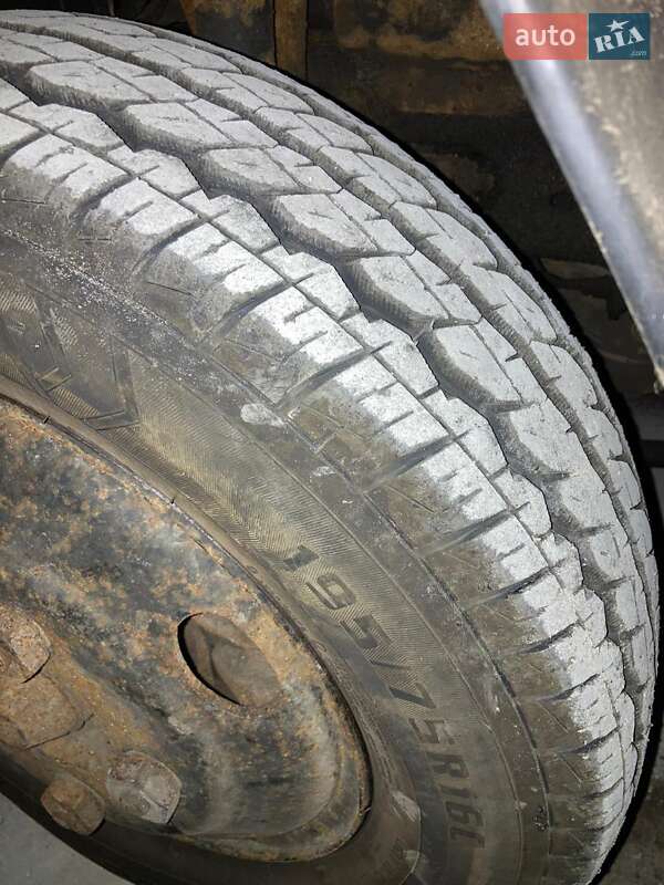 Кран-маніпулятор Isuzu NQR 2002 в Дніпрі