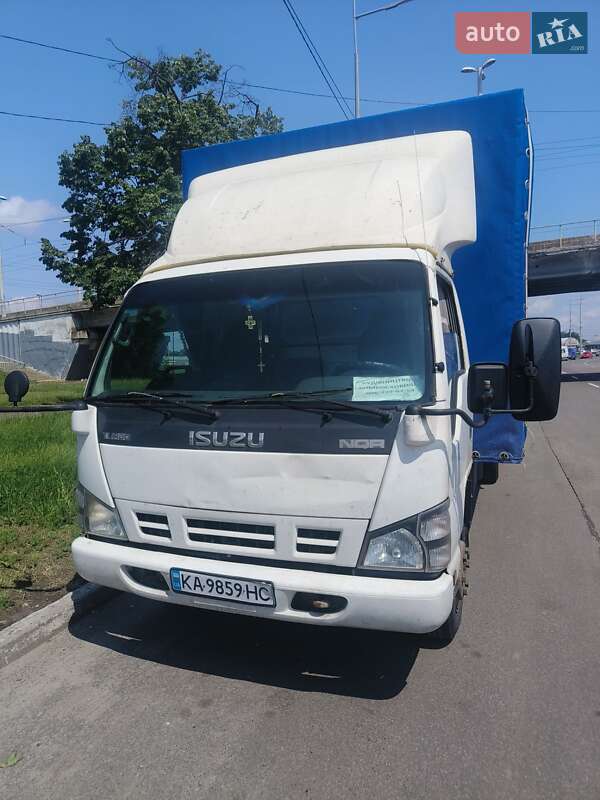 Isuzu NQR 2007