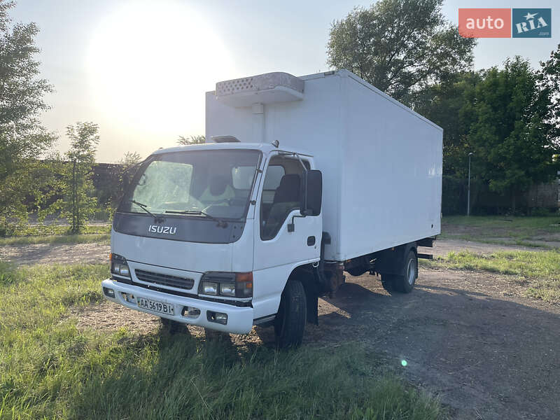 Isuzu NQR 2006