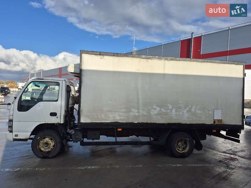 Грузовой фургон Isuzu NQR 2008 в Киеве