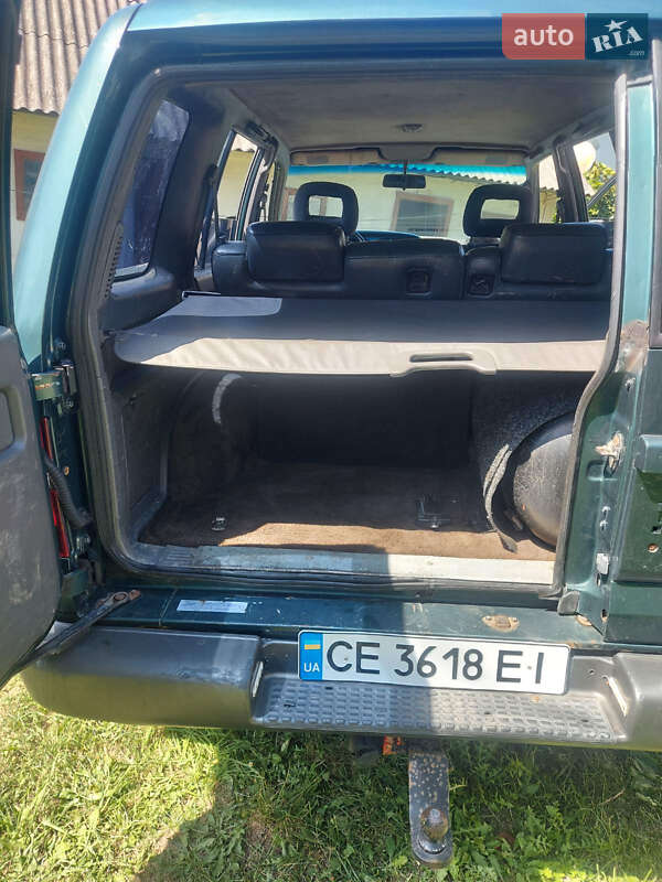 Позашляховик / Кросовер Isuzu Trooper 1996 в Чернівцях
