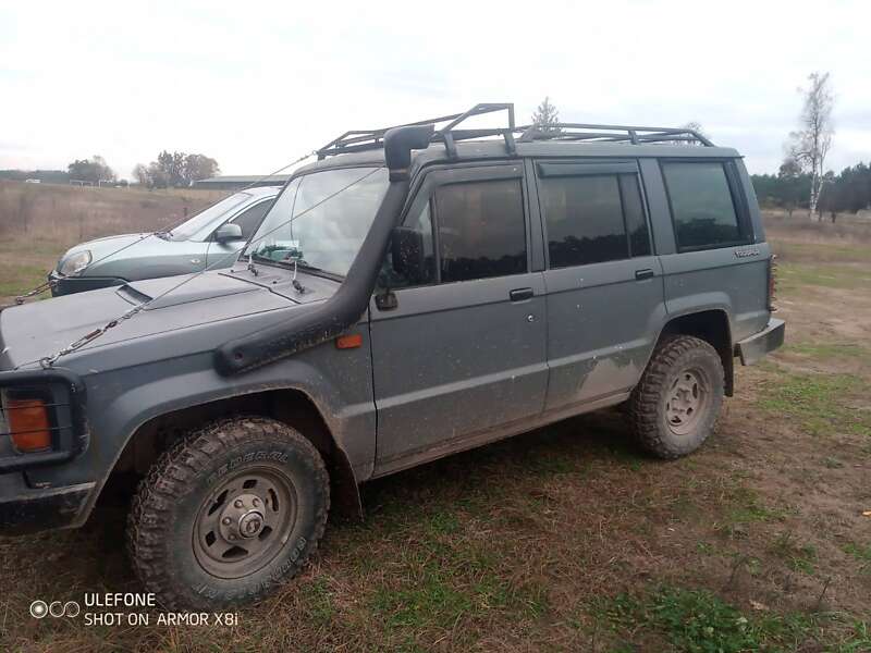 Внедорожник / Кроссовер Isuzu Trooper 1987 в Львове