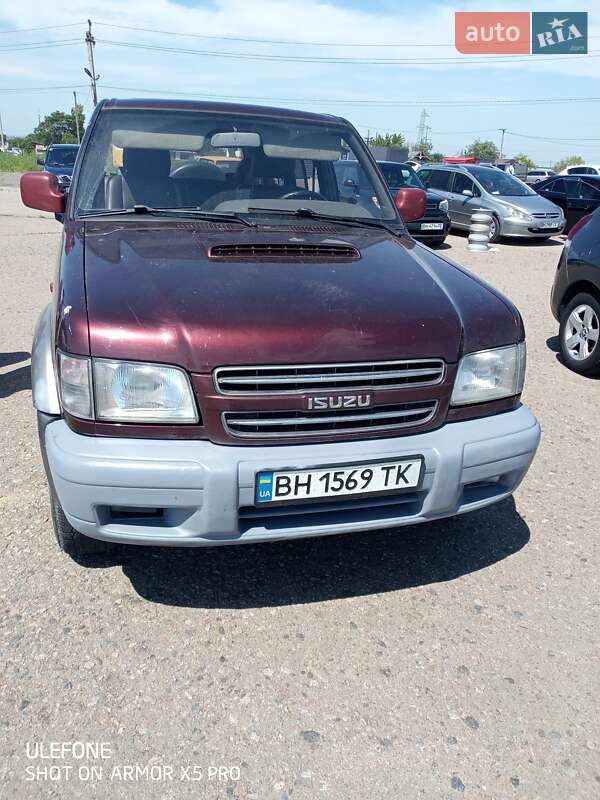 Isuzu Trooper 2002