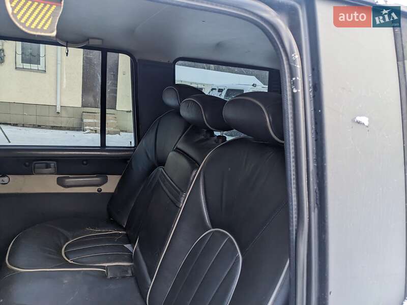 Внедорожник / Кроссовер Isuzu Trooper 1988 в Ворзеле