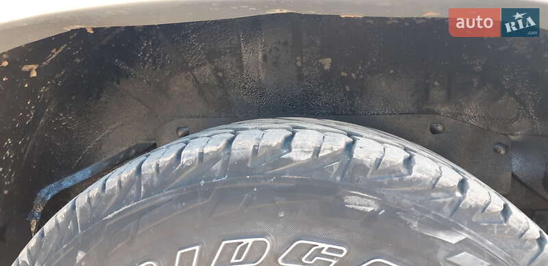 Внедорожник / Кроссовер Isuzu Trooper 1995 в Черновцах