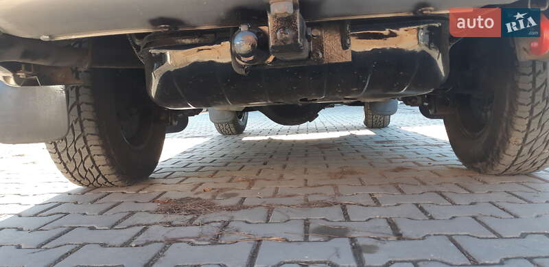 Внедорожник / Кроссовер Isuzu Trooper 1995 в Черновцах