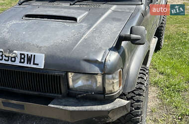 Позашляховик / Кросовер Isuzu Trooper 1992 в 